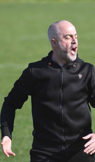 Gassani attacca due calciatori «È un teatrino per ricattarci» 