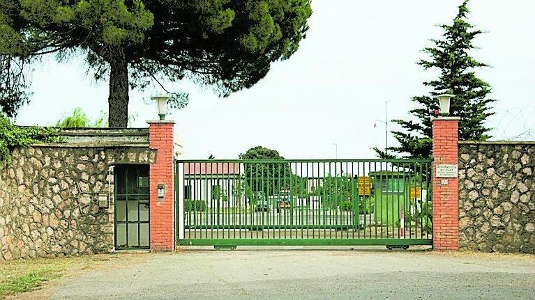 «Ex Aeronautica, lì il cimitero e il centro di Protezione civile»