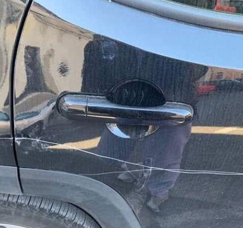 Danni vandalici alle auto «Serve la videosorveglianza»