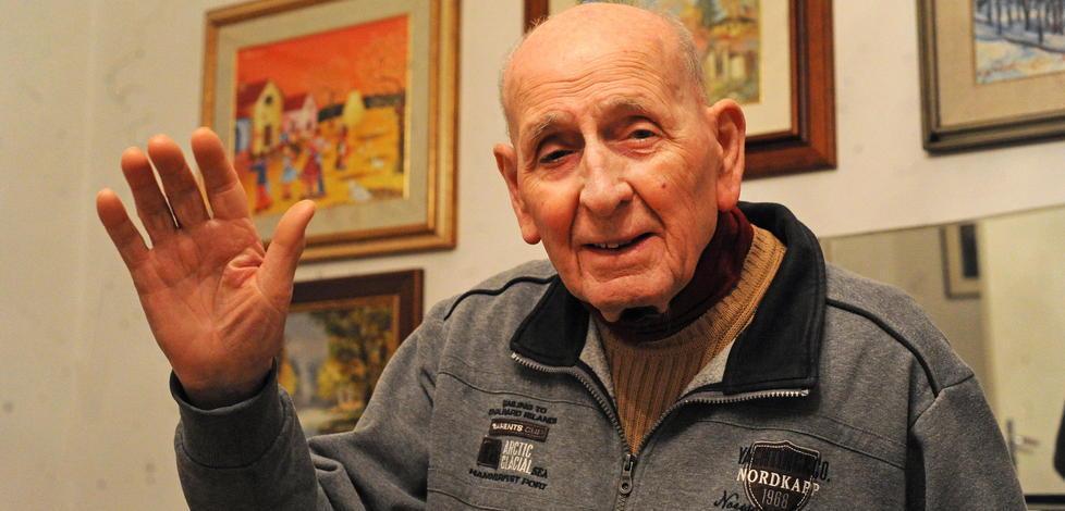 L’appello di nonno Giuliano «Vaccinatevi anche voi» 