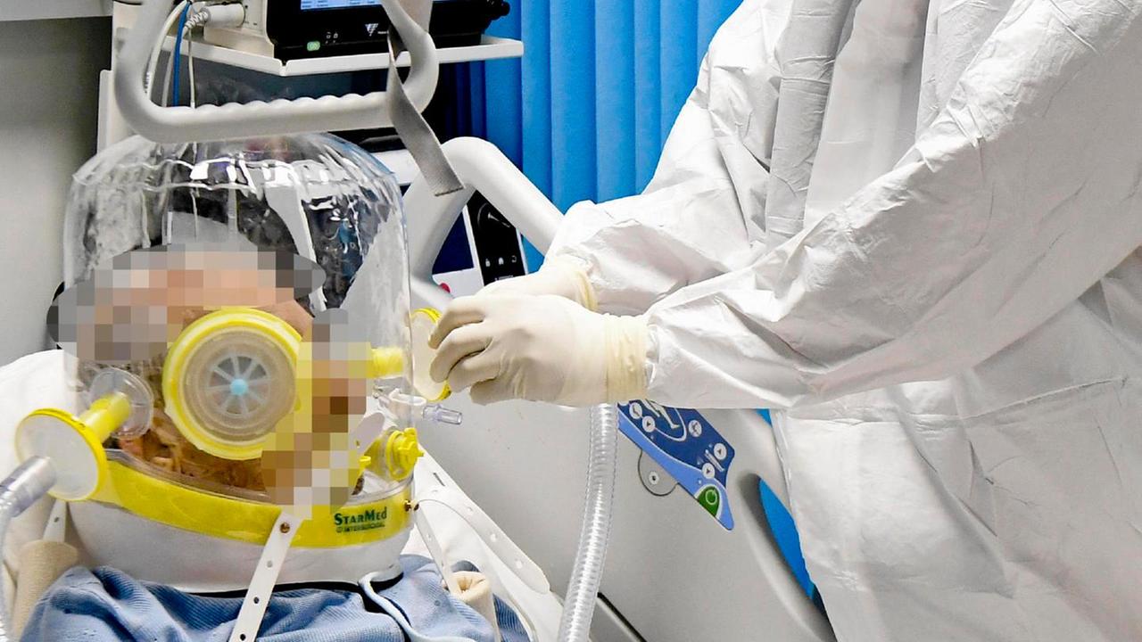 «Virus in crescita esponenziale»