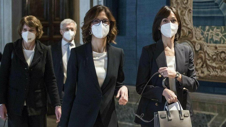 Mariastella Gelmini e Mara Carfagna, due delle otto ministre del governo Draghi