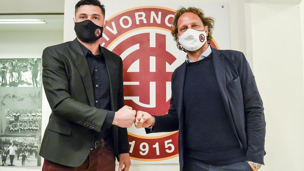 Marco Amelia col direttore sportivo Raffaele Rubino (foto Marzi/Masini)