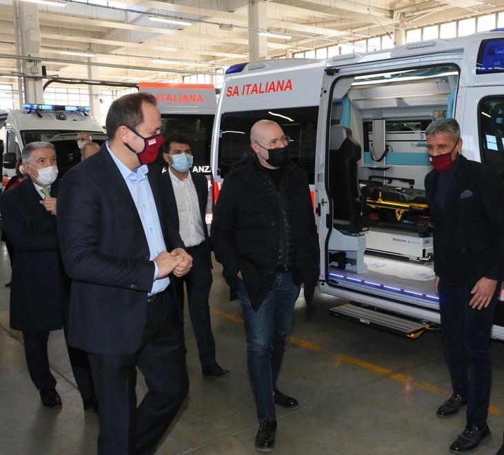 l presidente Stefano Bonaccini con Giovanni Tarabelloni e Luca Quintavalli