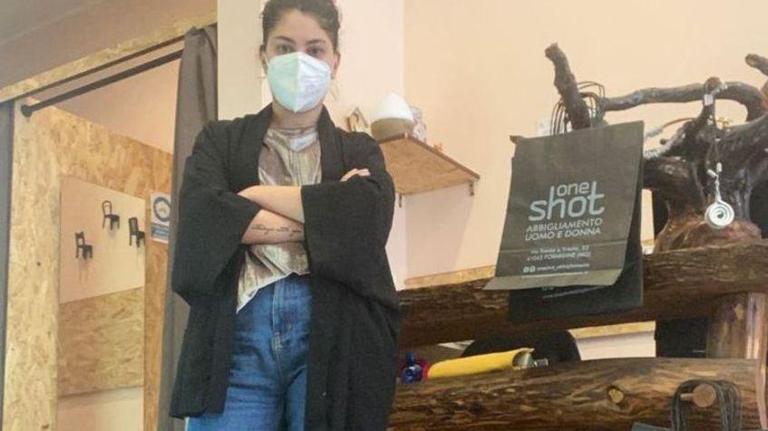 Formigine, clonano profilo del negozio di moda per truffare i clienti on line