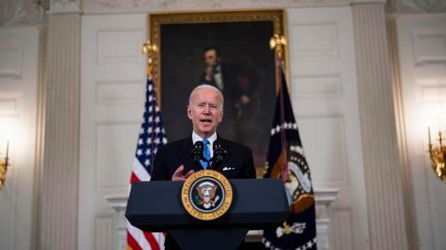 Prima sconfitta Biden, ritira nomina capo ufficio budget