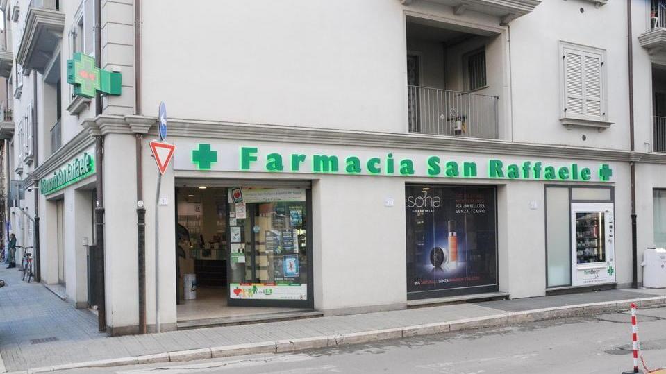 La farmacia San Raffaele è entrata nella catena Dr. Max