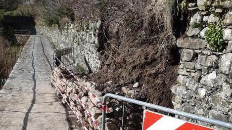 Appaltati i lavori per il muro di via Colle