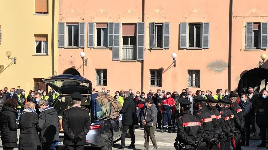 «Massimiliano Tona un esempio per tutti Ora si è ricongiunto con il suo caro papà»