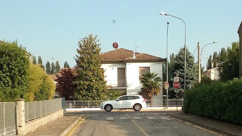Sempre più vicini i lavori all’incrocio di via Dalla Chiesa