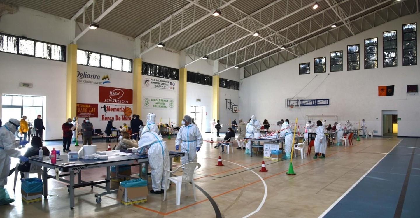 Screening Covid, adesione di massa 