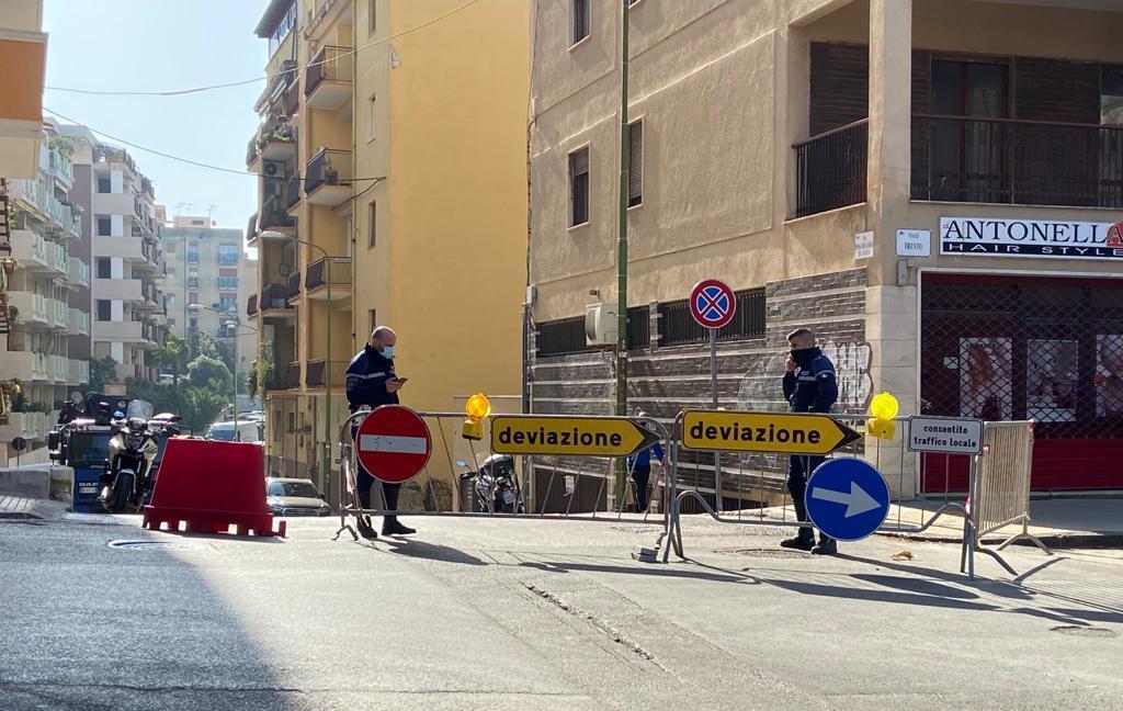 Via Jolanda chiusa da ieri per lavori 