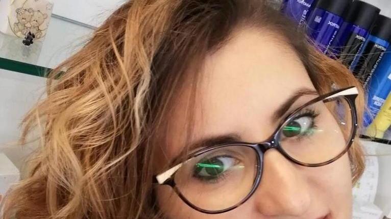 Giovane madre di 32 anni uccisa da un tumore