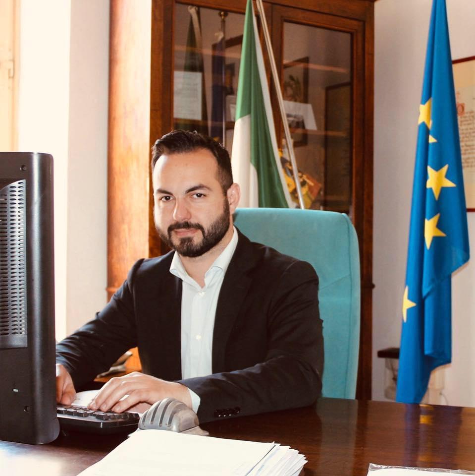 Il sindaco di Certaldo Giacomo Cucini