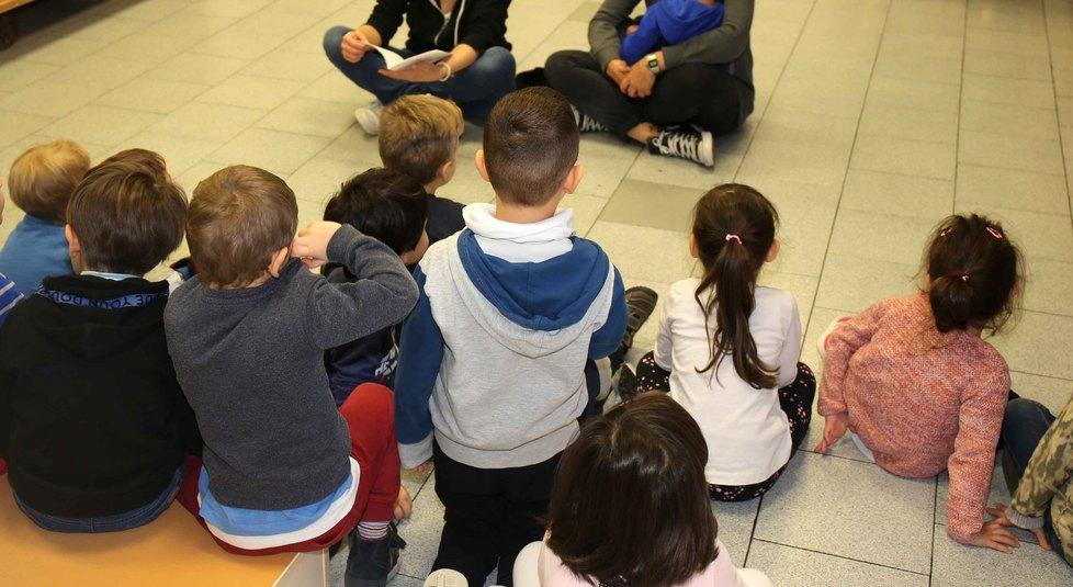 Coronavirus, a Reggio Emilia si ipotizza lo stop alle lezioni anche per i bimbi da 0 a 6 anni 
