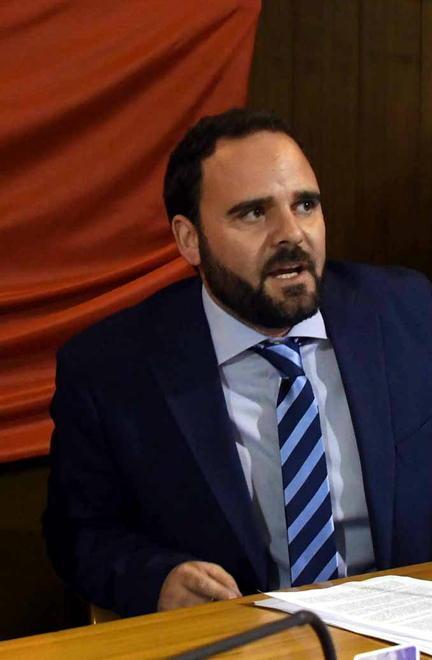 L’assessore allo sport dà fiducia ai dirigenti: spero che dimostrino estraneità a quei fatti 