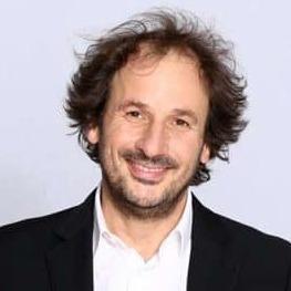 De Amicis sul podio 