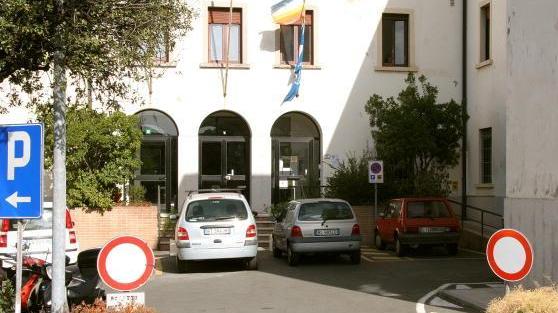 Il Comune di Rosignano cerca personale, assunzioni per sette istruttori: i tre bandi