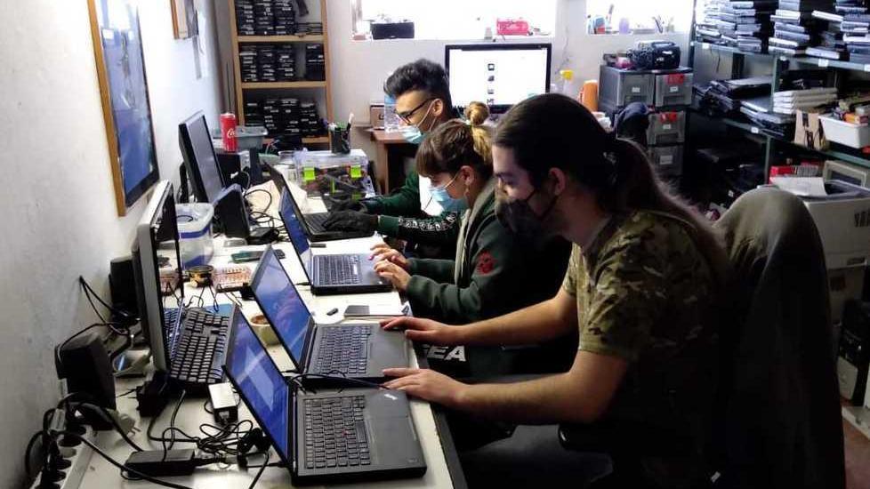 Grazie a Hacking Labs i computer buttati diventano una risorsa