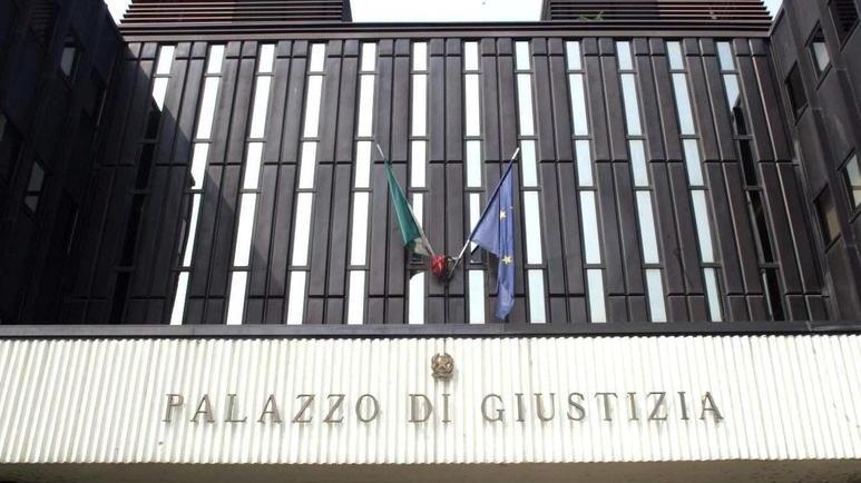 «Conosco bene mio padre, non è un pedofilo»