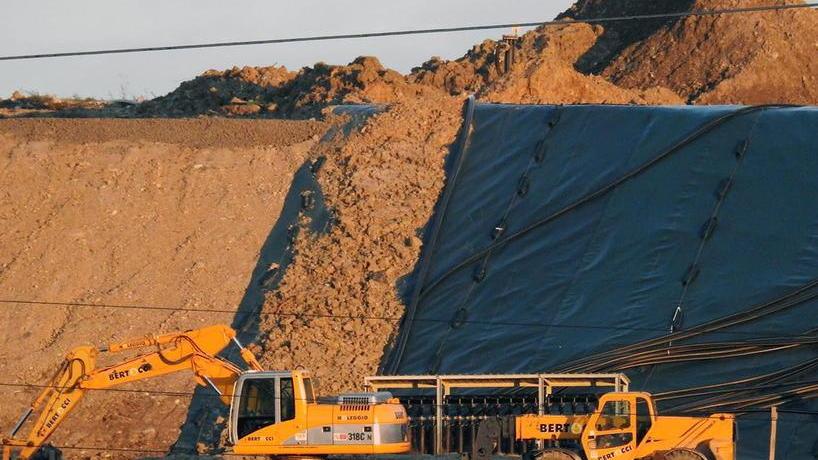 I lavori per la copertura definitiva della discarica ex Asiu gestita da Rimateria