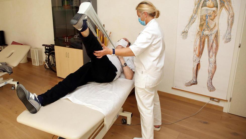 Attività riabilitatoria alle terme Redi chiusa per effetto del Dpcm (Foto Nucci)