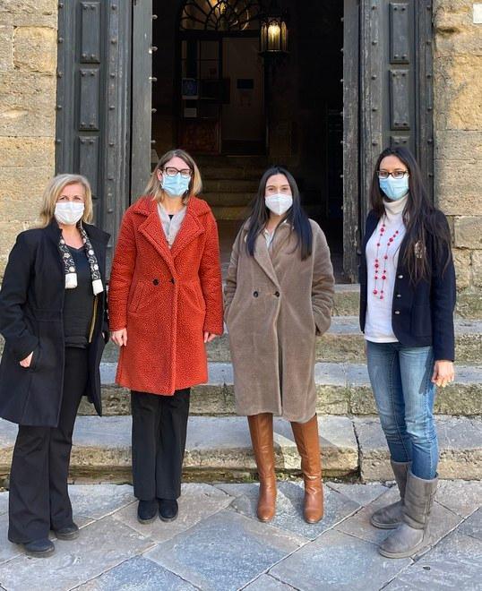 Da Milano a Volterra per proteggersi dallo spettro del Covid