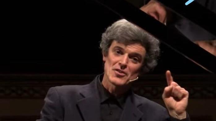 Emanuele Ferrari suona e racconta il Notturno di Chopin