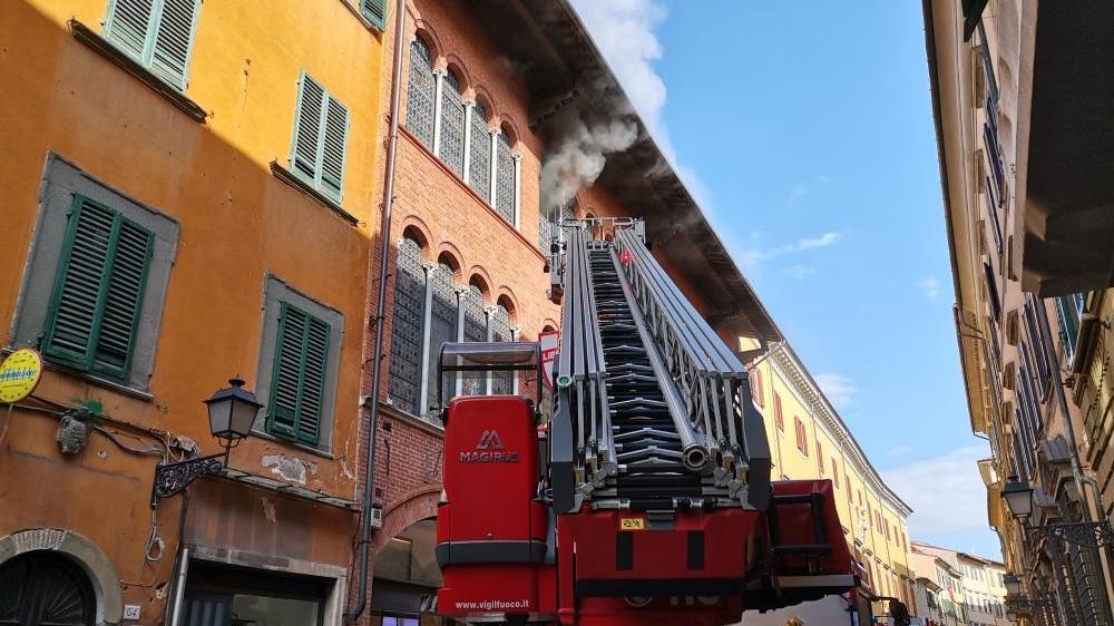 Fiamme in Corso Italia