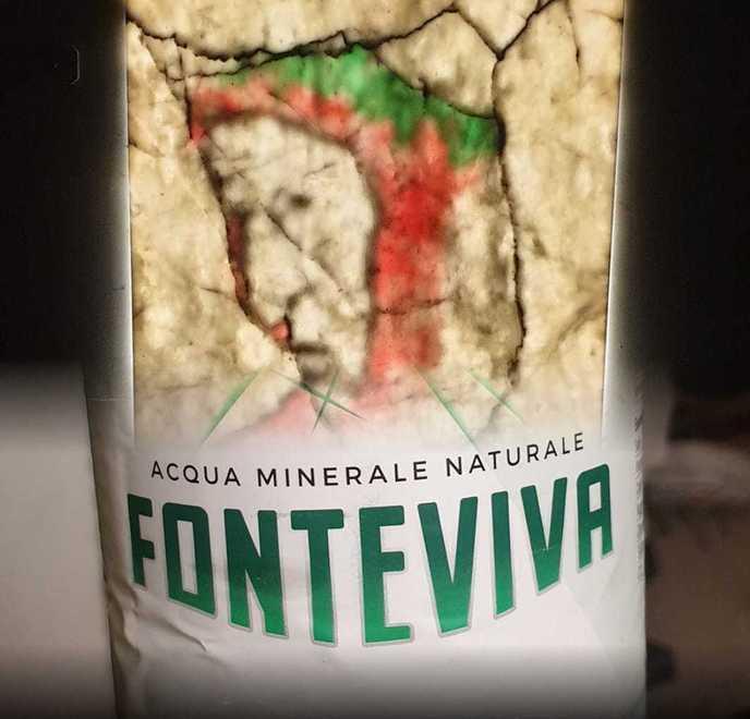 Massa, Dante si disseta sulle etichette della Fonteviva 