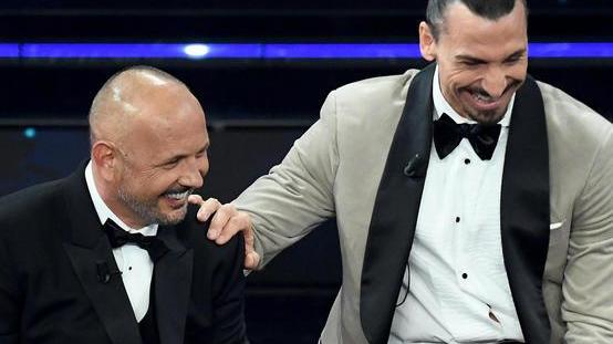 Il lato nascosto di Ibra Fa il duro ma si commuove con l’amico Mihajilovic