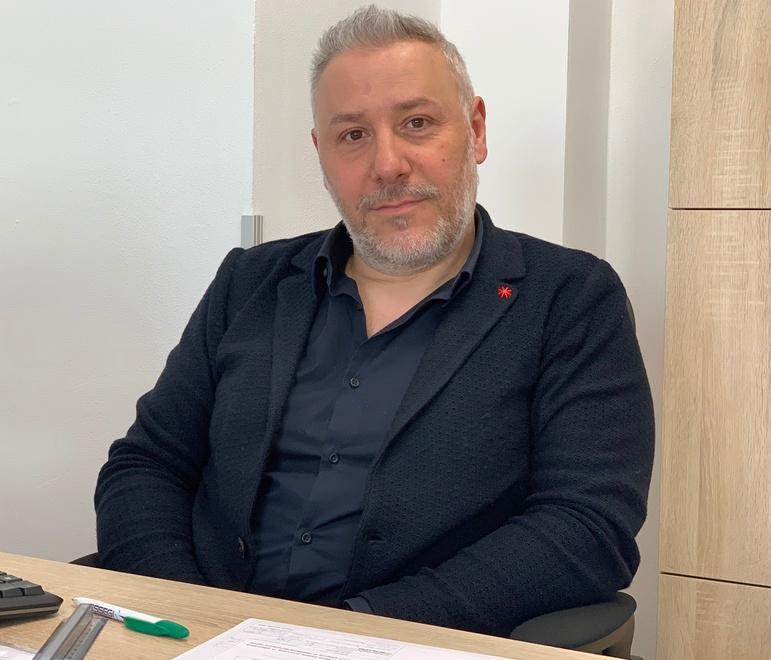 Da apprendista a titolare, e ora assume giovani 