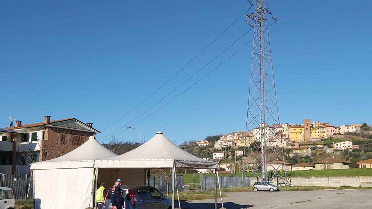 Screening di massa a Bientina: i tamponi di "Territori sicuri" cambiano sede e modalità