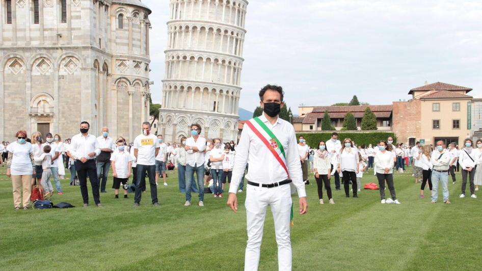 La manifestazione in Piazza dei Miracoli