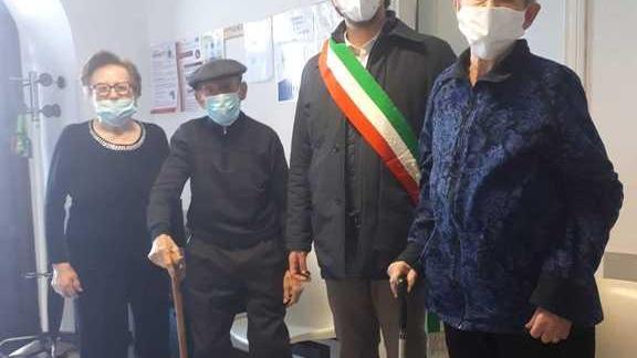 Primi vaccini agli over 80