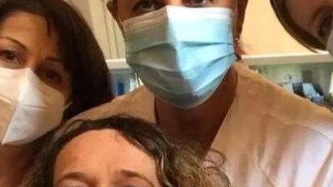 Tante donne in prima linea con impegno e passione nella lotta alla pandemia