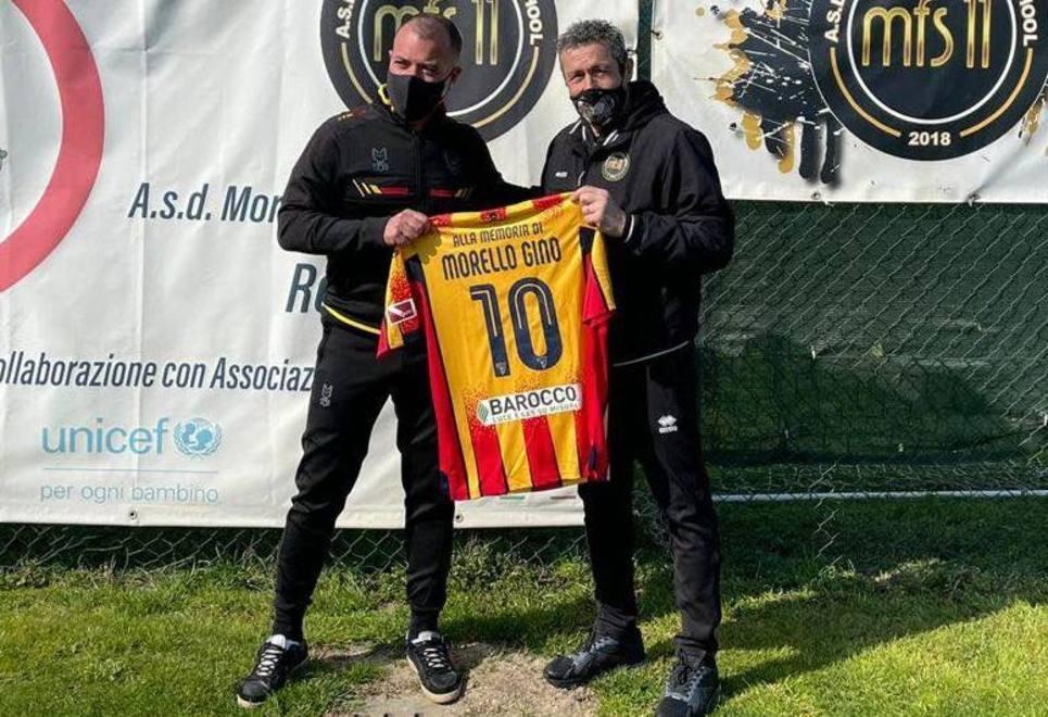 Il Lecce omaggia Gino Morello, padre di Dario