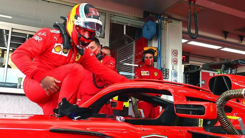 È il giorno della Ferrari In Bahrain si svela la nuova monoposto: sarà più “snella”