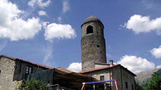 Nomadi digitali, c’è un ufficio felice in un agriturismo nel borgo di Apella