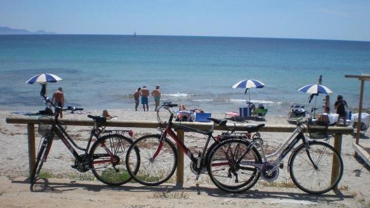 Ciclabile Tirrenica: devono poter passare anche i mezzi di soccorso