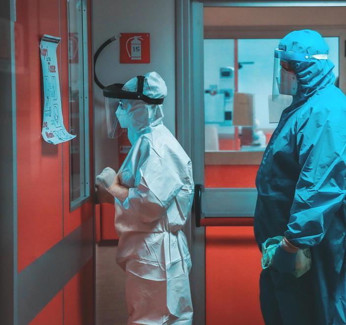 In città 21 nuovi casi pronti a riaprire altri letti della Rianimazione 