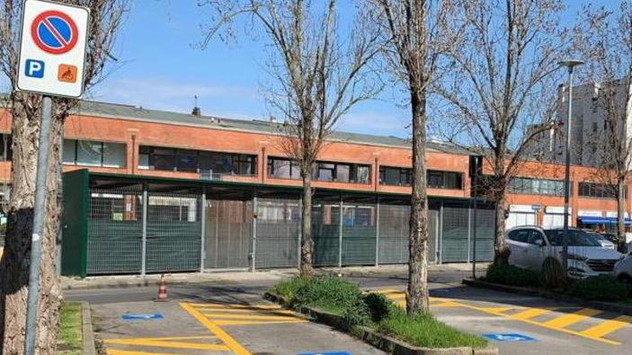 Posteggi per le auto riservati a chi deve fare i vaccini