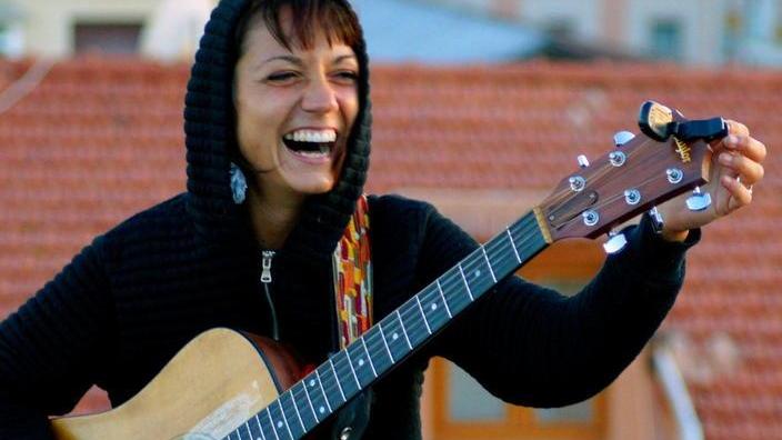 Via al corso di canto popolare per musicisti e appassionati