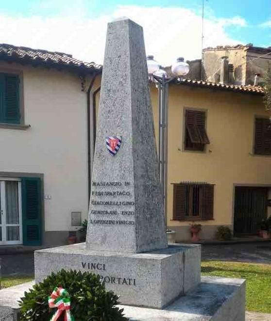 Corona di alloro in ricordo delle vittime dell’Olocausto