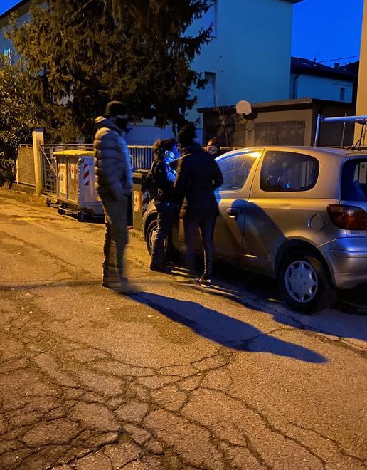 Per la rissa con accoltellamento a Ospizio due fratelli denunciati dalla polizia 