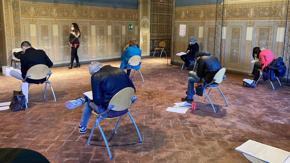 Al castello Pasquini: gel, accessi e spazi.  I concorsi funzioneranno così 