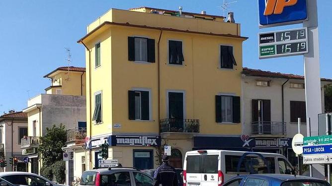 Il traffico caos di martedì in uscita dalla Darsena