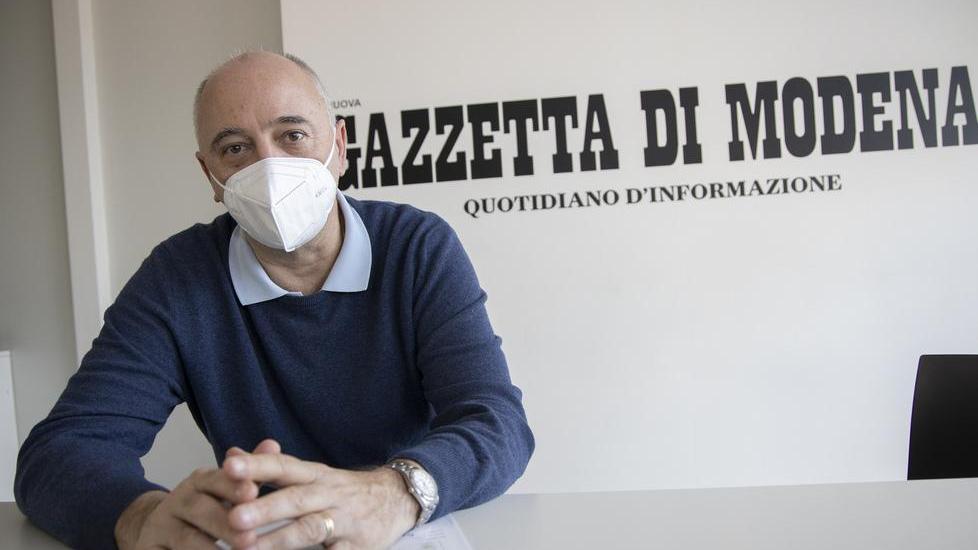Lotta al Covid. Il prof Cossarizza risponde ai lettori della Gazzetta: «AstraZeneca? Non chiamatelo vaccino di serie B»