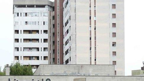 «Sporcizia e topi ma il Comune pensa al ponte»