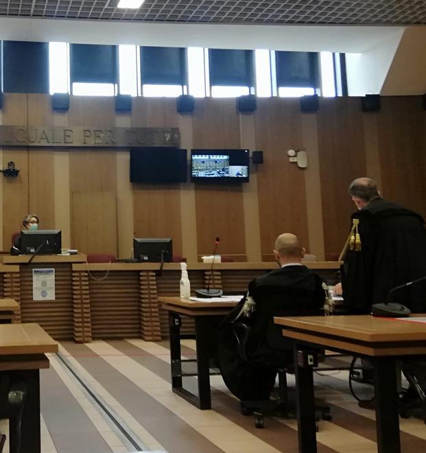 Muto accusato di false fatture «No, lavori veri»